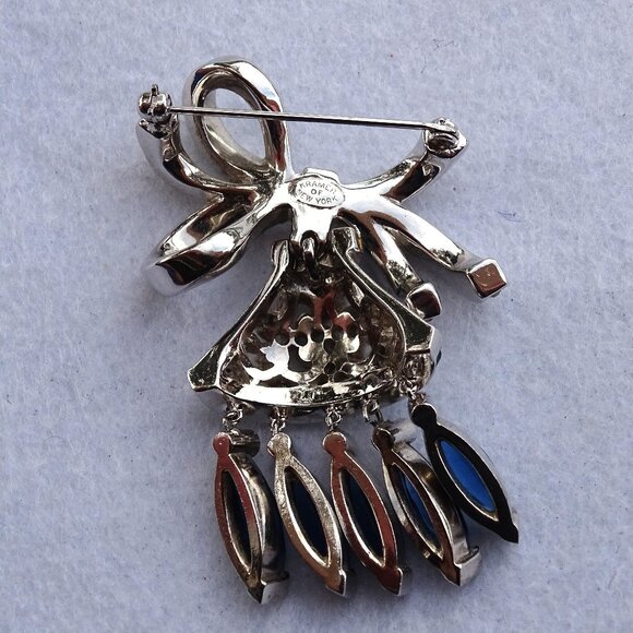 Kramer of New York Rare Moveable Bell Crystal and Deep Blue Stones - Picture 4 of 5